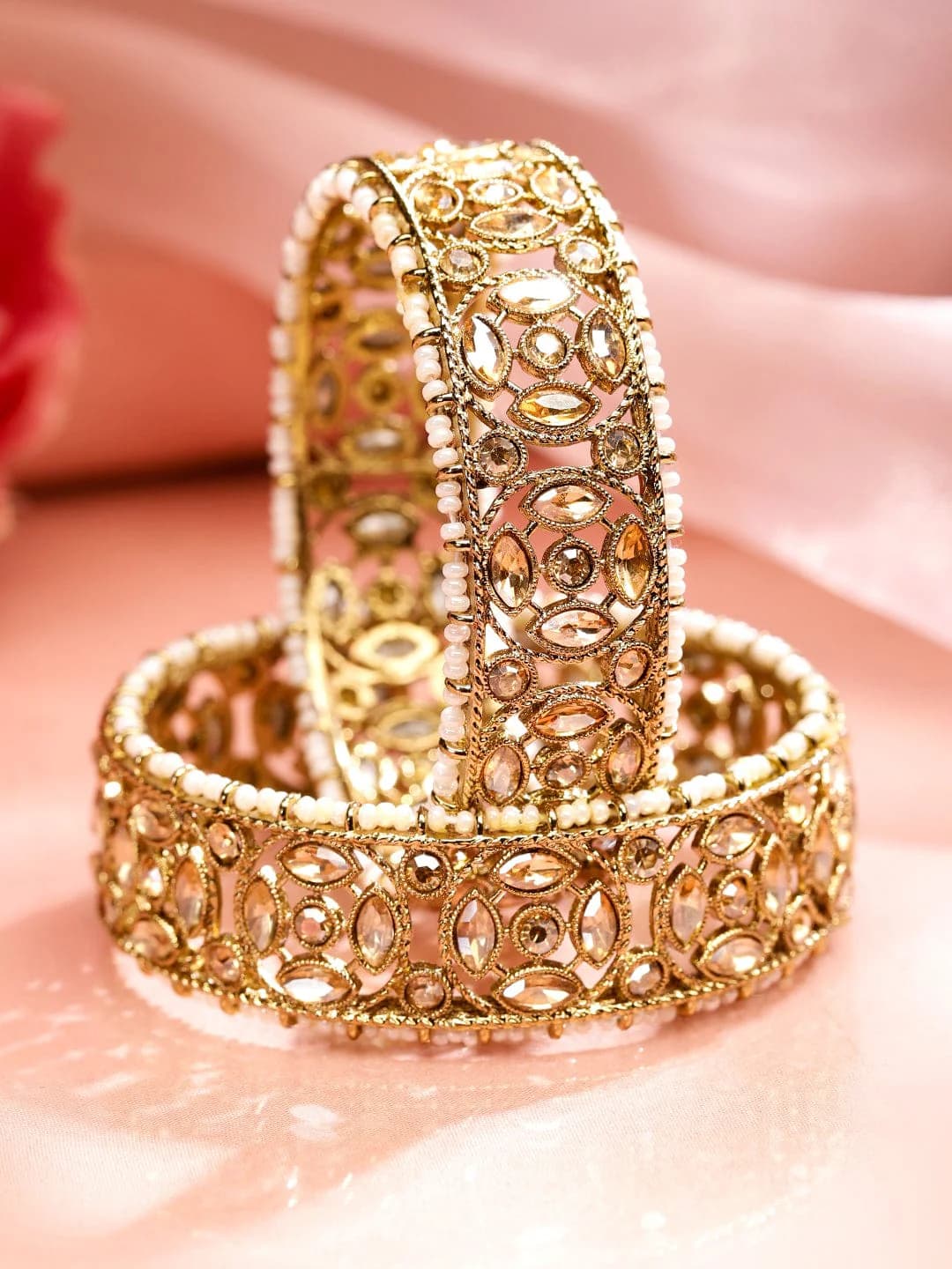 𝐁𝐀𝐍𝐆𝐋𝐄